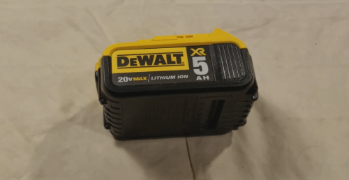 DEWALT DCB205 20V MAX XR Battery