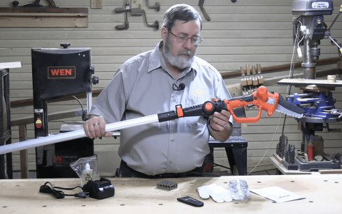 Showing the Vevor Mini Chainsaw