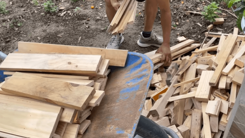 construction lumber scraps