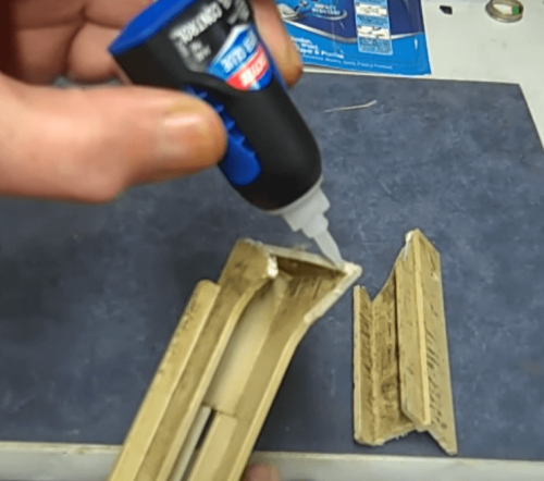 gluing broken plastic with Loctite Super Glue