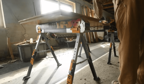 ToughBuilt - Sawhorse with 2x4 Support Arms