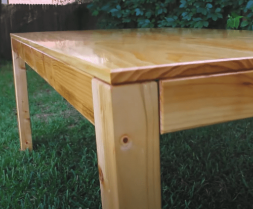 pine wood table