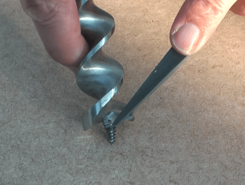 sharpening auger bit using auger bit file