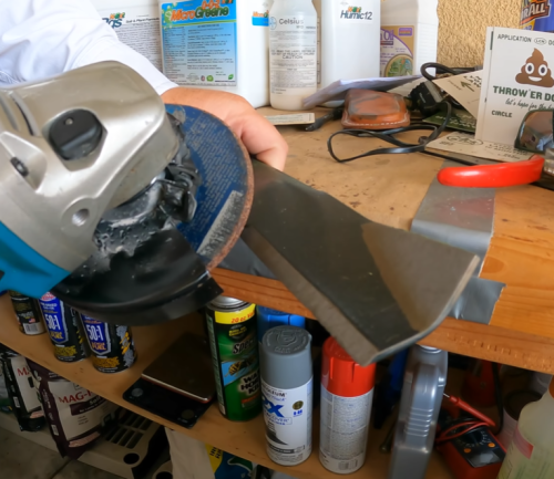 sharpening mower blade with angle grinder