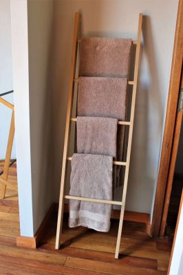 towel rack ladder