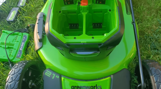 two-port battery system Greenworks 48V 20-inch Cordless Push Lawn Mower