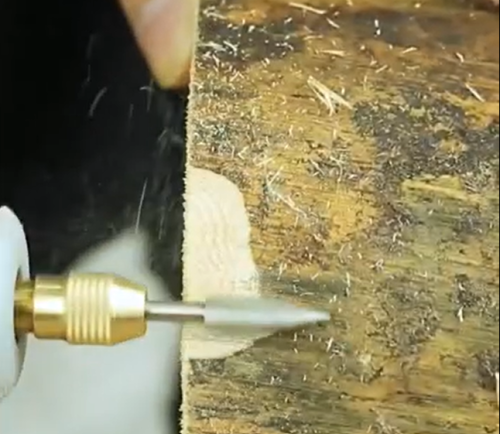 using Yurinwoo Carving Tools on wooden surface