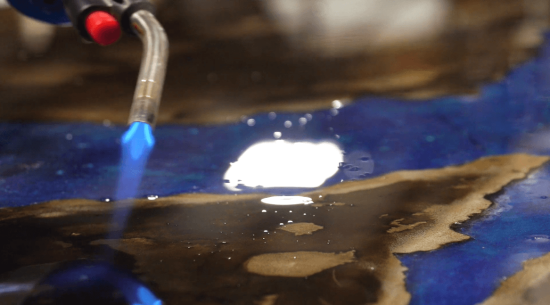 using torch on epoxy resin
