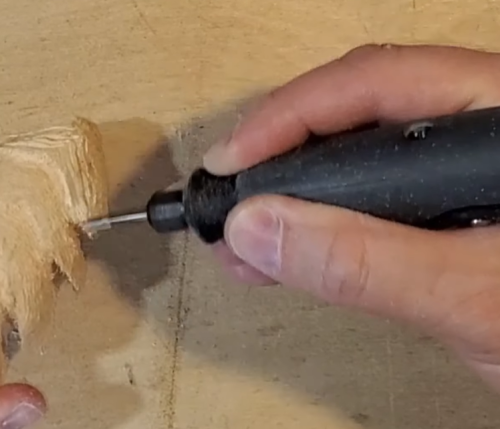 wood engraving with Dremel 729-01