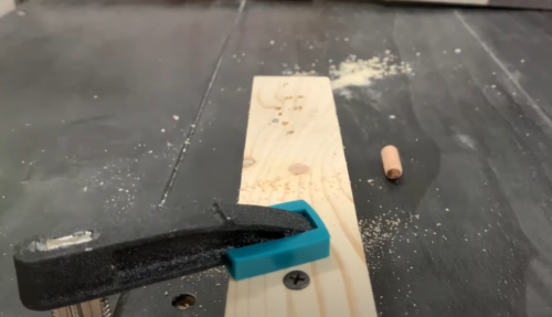 wood on table saw